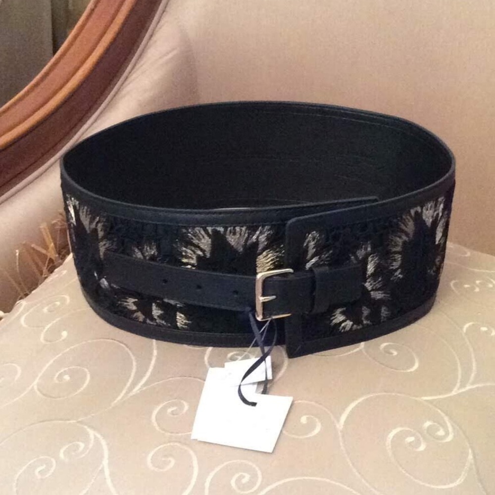 Banana Republic & Olivia Palermo Lace Corset Belt - Picture 7 of 9